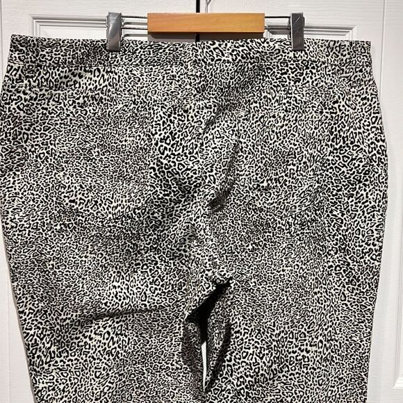 Jones New York Animal Print Jeans/Pants Size 22W NWT‎ - Picture 8 of 13
